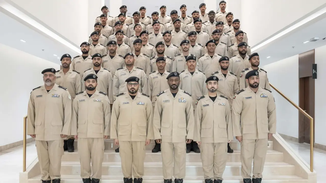 الحرس الأميري يكرم خريجي الدورة العسكرية الرابعة في احتفالية مميزة